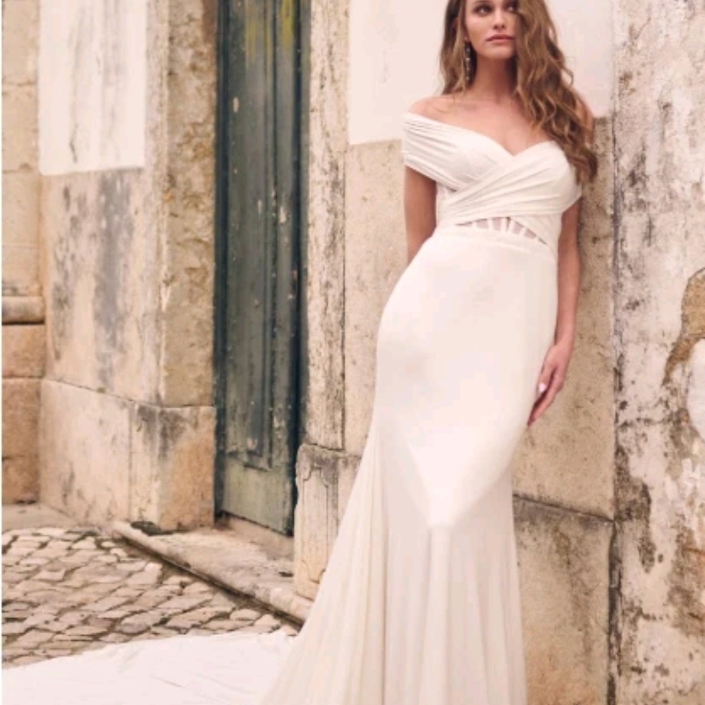 Maggie Sottero Off-Shoulder Ivory Wedding Dress